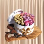 بوكس الورد الملون مع الفروروشيه