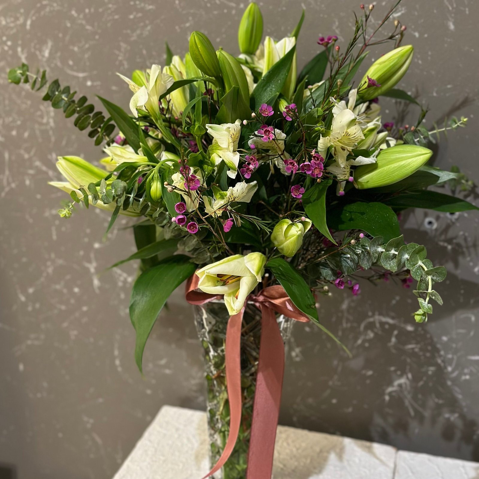 IMG_3229-1-scaled-1.jpeg مزهرية الليليوم - الصورة 1