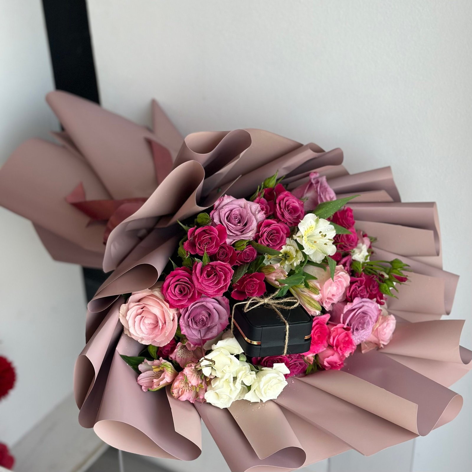 IMG_3640-1-scaled-1.jpeg زهور البساتين - الصورة 1