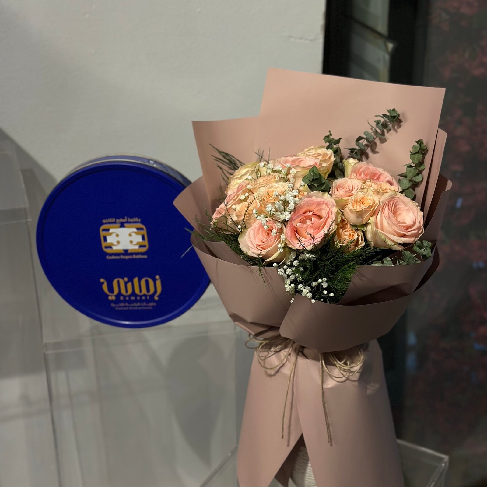 IMG_2294-scaled-1.jpeg باقة ازهار تولين مع الحلا - الصورة 1