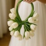 مسكة عروسة ورد التوليب